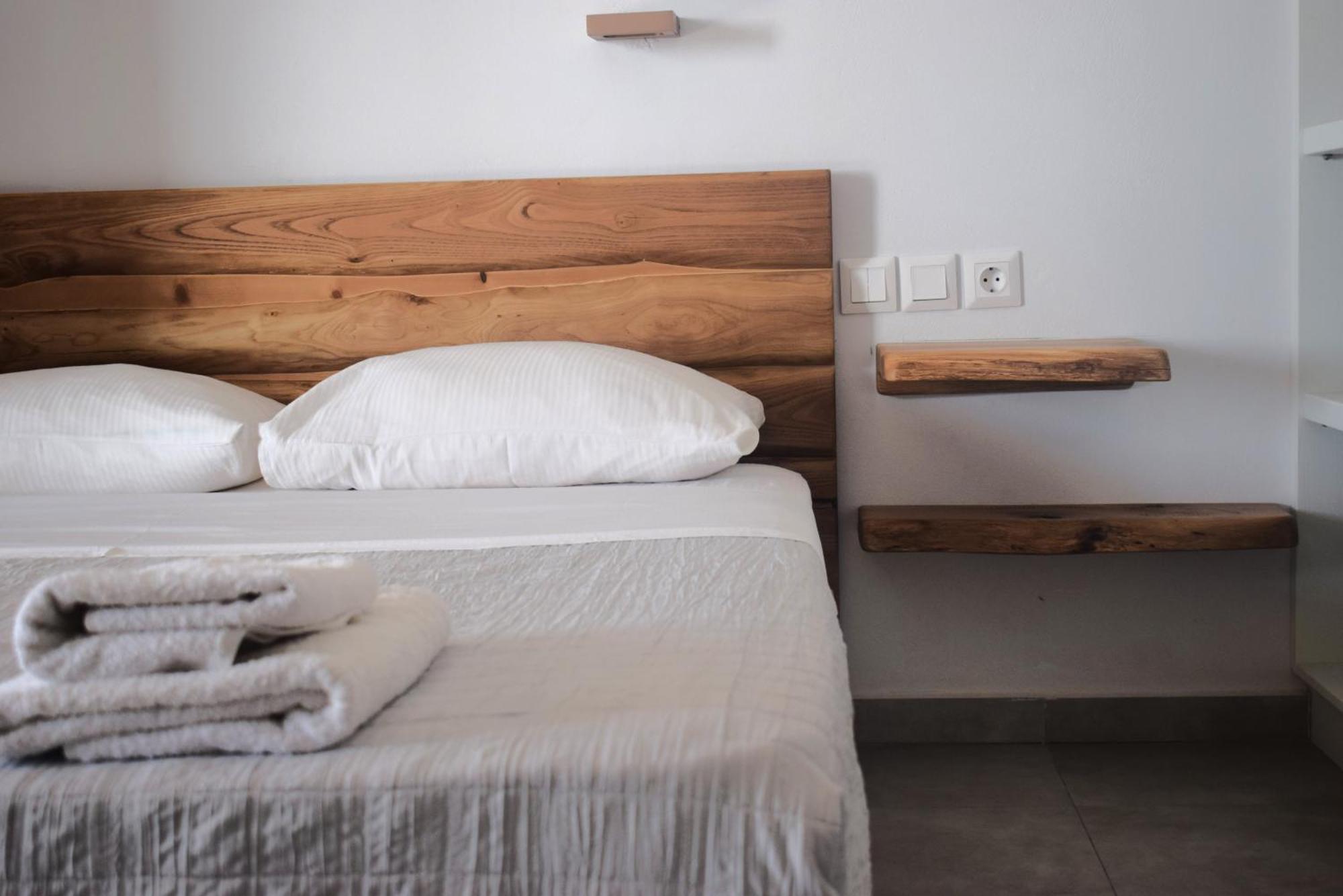 Κalamitsi Rooms & Apartments Đảo Đảo Kimolos Ngoại thất bức ảnh