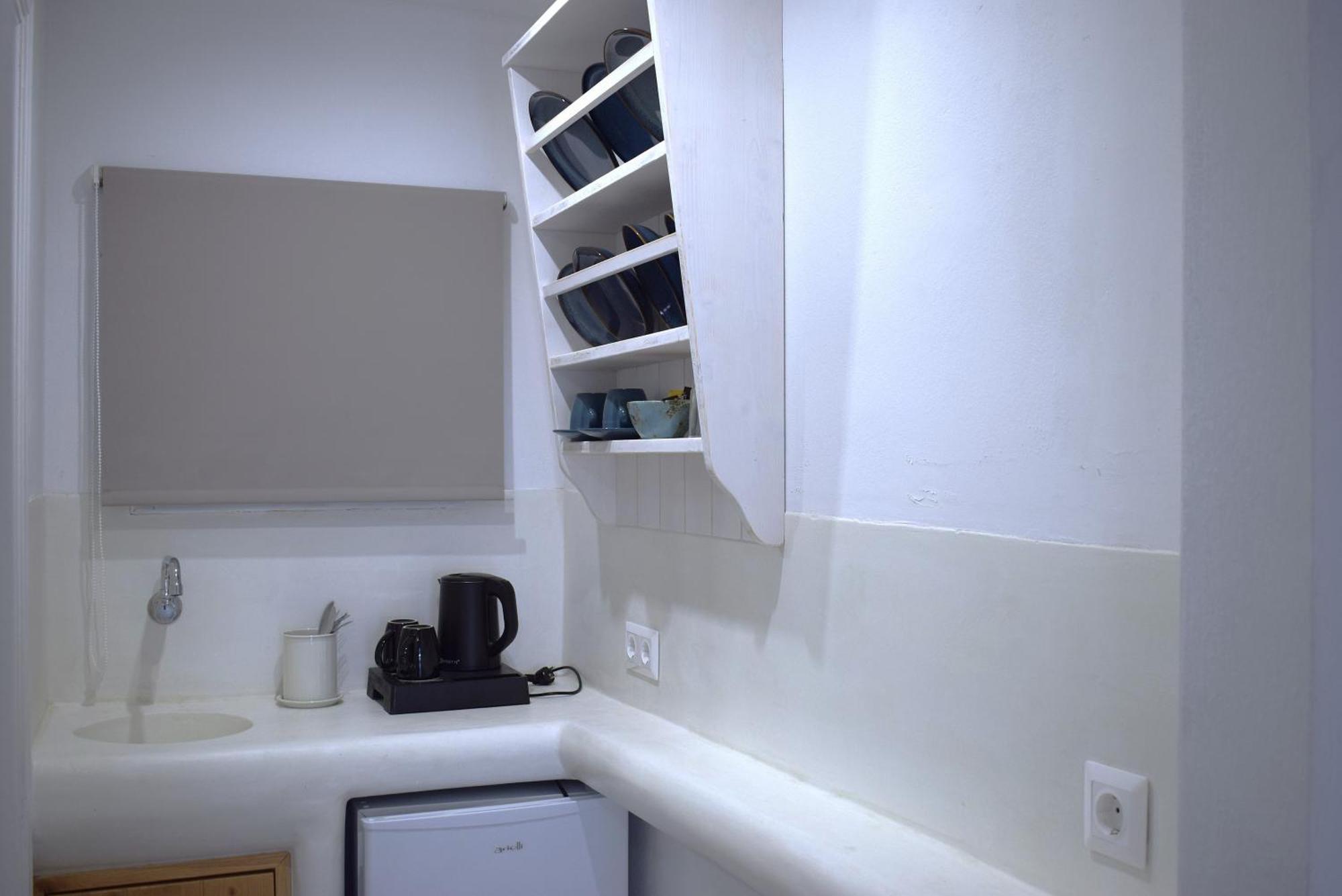 Κalamitsi Rooms & Apartments Đảo Đảo Kimolos Ngoại thất bức ảnh